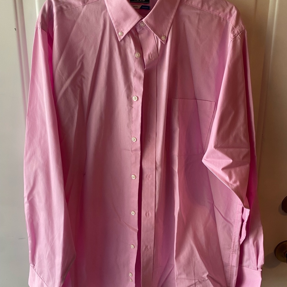 Izod Men's Classic Pink Dress Shirt